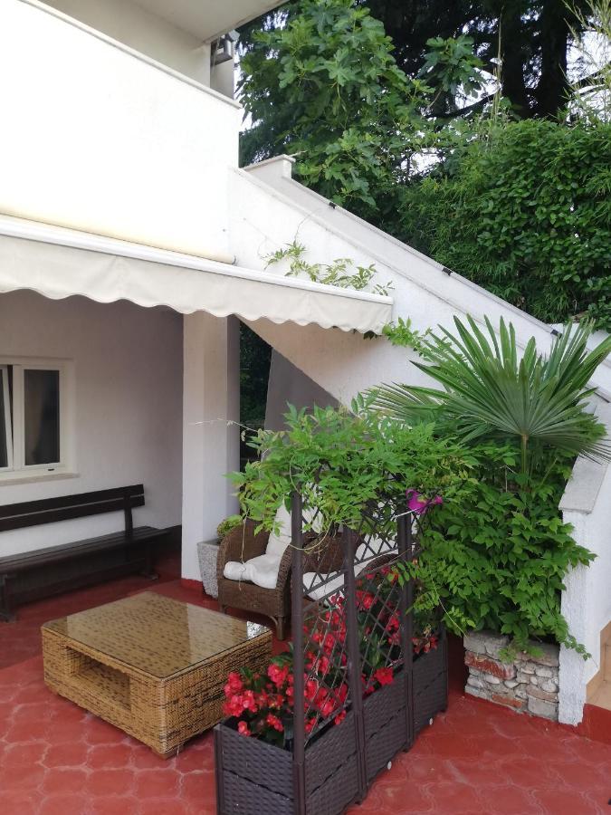 Apartments Poretti For 2,In Center Parking Free In The Yard,6 Min Beach Walk Rovinj Ngoại thất bức ảnh