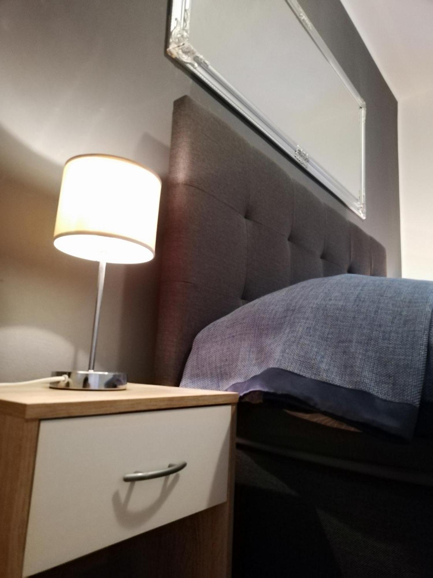 Apartments Poretti For 2,In Center Parking Free In The Yard,6 Min Beach Walk Rovinj Ngoại thất bức ảnh